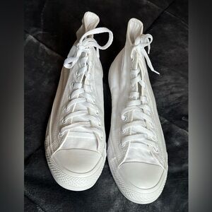 Converse Classic White High-Tops